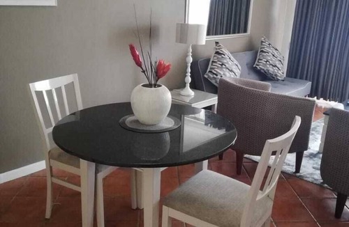 Lagoon Beach Apartment | Cape Town Beachfront Apartments