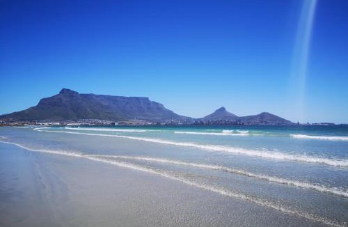 Lagoon Beach Apartment | Cape Town Family Beachfront Apartment Leisure Bay