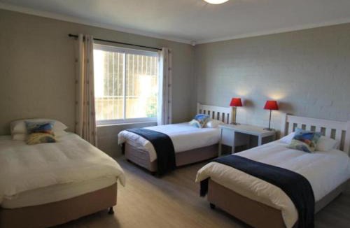 Fish Hoek House | Cape-x-ta-Sea