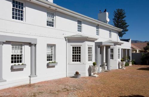 Muizenberg House | Capeblue Manor House