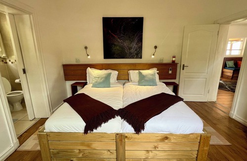 Helderberg Rural House | Capelands Wine Farm