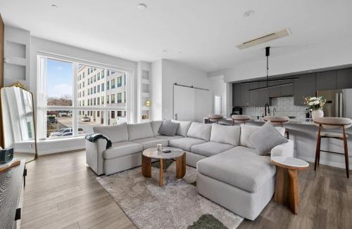 Downtown Sacramento House | Capital City Loft - Modern 3BD Downtown Sacramento