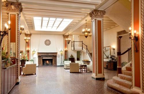 University South Hotel | Cardinal Hotel