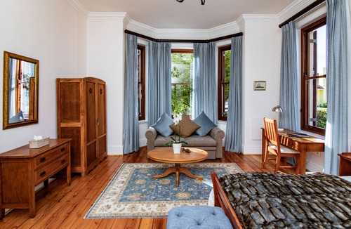 Mowbray House | Carmichael House Boutique Hotel