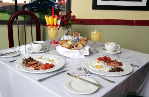 Hartbeespoort Bed & Breakfast | Casa Bianca Guest Lodge