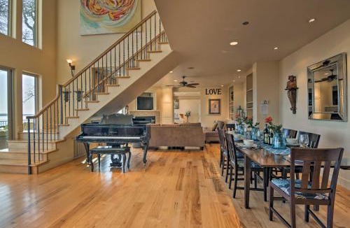 Granite Bay House | 'Casa d'Amore': Extravagant Lakefront Villa!