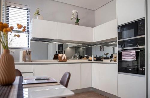 Houghton Estate Apartment | Casa Sol Mar - Chic 2BR Retreat - Relax, Unwind & Feel at Home