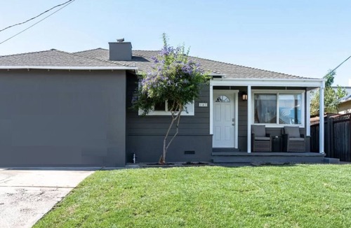 East Palo Alto House | Casa Verbena: Sunny 4-BR Home + Stunning Backyard