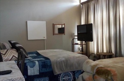 Carletonville Bed & Breakfast | Casa Villa Guest House Carletonville
