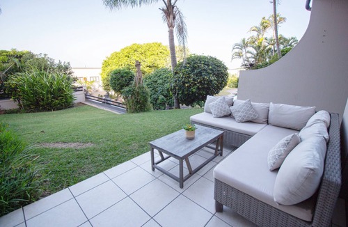Umdloti Apartment | Casahost - Club Mykonos 2 bedroom