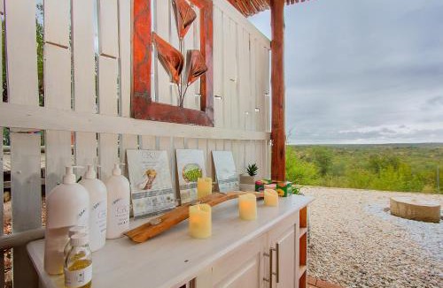 Phalaborwa Cabin | Casart Game Lodge