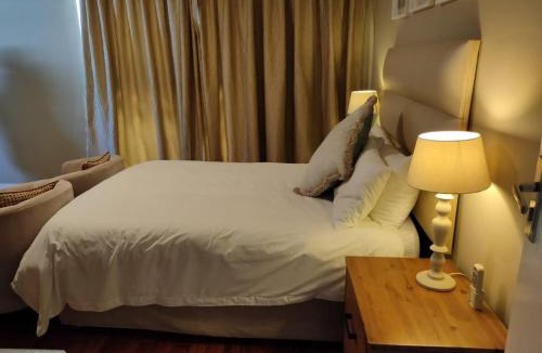 Port Elizabeth House | Cashmere Suites