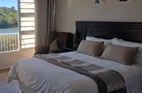Gonubie Bed & Breakfast | Castillo Rio
