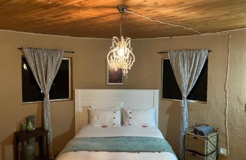 Madeteleli Apartment | Cave View self catering Silo