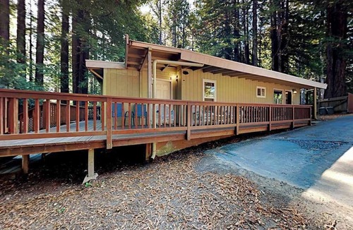 Cazadero House | Cazadero 2BR cabin on 3 gated acres — private hot tub, dogs welcome