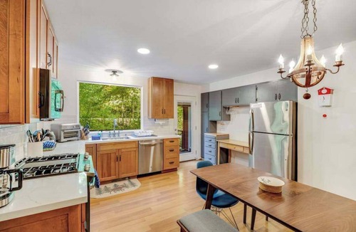 Cazadero Cabin | Cazadero 2BR creekside cabin — wraparound deck under the redwoods