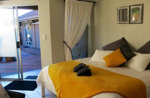 Universitas House | Ceelee's Place