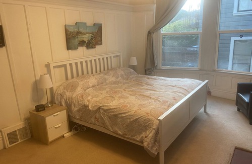 Haight-Ashbury Apartment | Center of the City - Only Victorian with 4 King Sized Beds -The largest space!