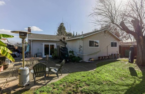 Fremont House | Central Fremont Home near Shops, Parks and Bay Area