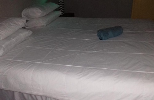 Warrenton Hotel | Central Hotel Warrenton