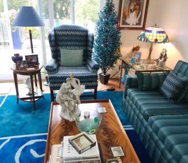 North of the Panhandle House | Centrally located; Walk anywhere!