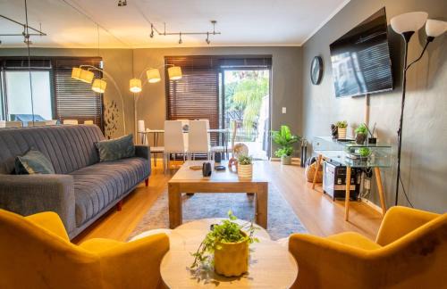 Century City Apartment | Century City Luxury 2 bedroom apartment in Cape Town