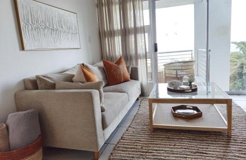 Shaka's Rock Apartment | Chaka's Paradise Apt with stunning Sea Views!