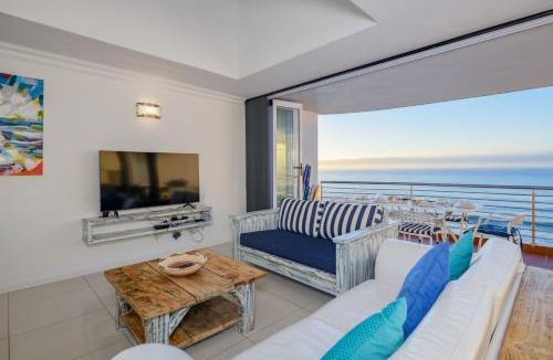 Shaka's Rock Apartment | Chakas Cove