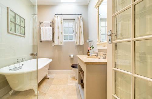 Kenilworth Ski Chalet | Chambery