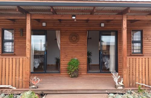 Colchester Apartment | Chameleon Lodge