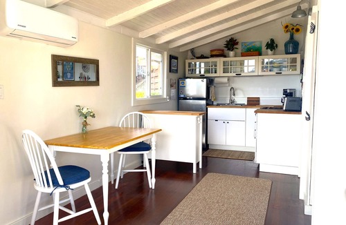 Stinson Beach Cottage | Charming 1-bedroom cottage in Stinson Beach - walk everywhere!