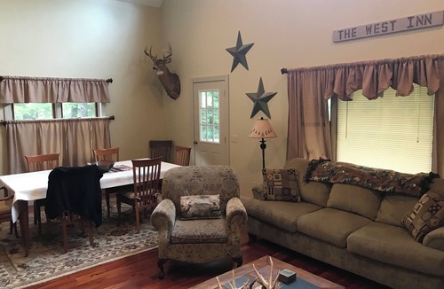 Twin Mountain House | Charming 2-bedroom, 1-bathroom home in Carroll,NH located on 7 acres White Mtns