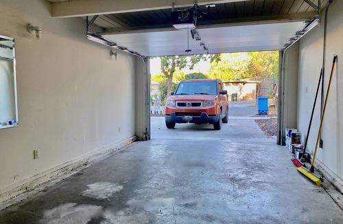 Menlo Park House | Charming 3-bedroom house with AC, WiFi in Menlo Park
