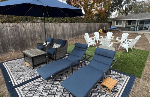 Clearlake Park House | Charming 3-bedroom house on lake in Clearlake