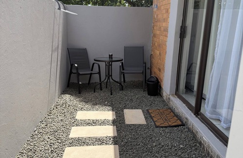 Welkom Bed & Breakfast | Charming B&B with WiFi and AC in Welkom, South Africa