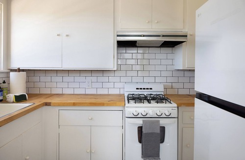Northwest Carmel House | Charming Carmel Cottage Ocean & Mntn Views Walkable to DT Carmel