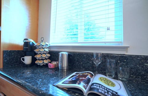 Barron Park House | Charming Family Friendly 4BR - 7 Min to Stanford