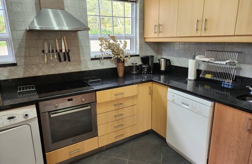 Constantia House | Charming fully fitted double storey Cottage near Constantia Village