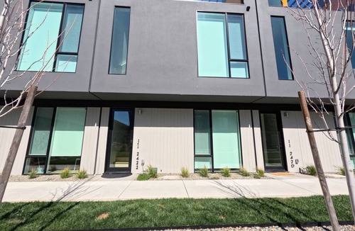 Land Park Apartment | Charming fully furnished new studio, Downtown Sacramento