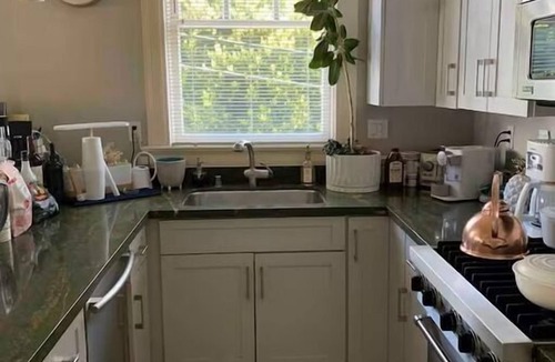Pacific Heights Condo | Charming Home in Pacific Heights