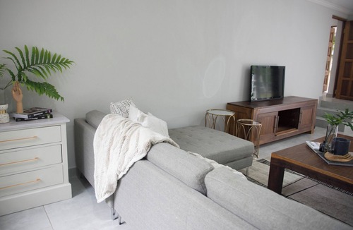 Greater Johannesburg Metropolitan Area House | Charming, modern house with WiFi in Randburg