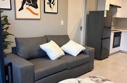Mykonos Apartment | Charming Morden stylish 2-bedroom apartment with WiFi in lovely Langebaan