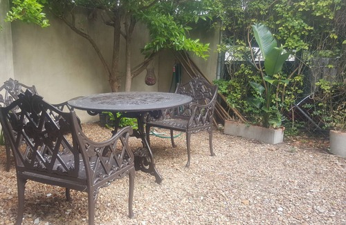 Hout Bay House | Charming, quaint garden-flatlet