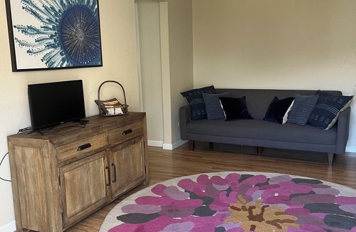 Napa Apartment | Charming studio in enchanting Napa walking distance to downtown