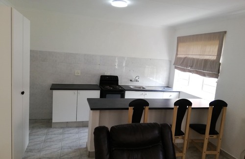 Germiston House | Charnom Luxurious accommodation with cctv and electric fence