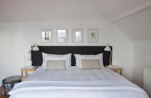 Kalk Bay House | Chartfield Guesthouse