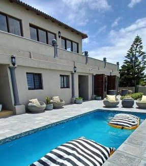 Struisbaai Hotel | Chateau de Marine Boutique Hotel