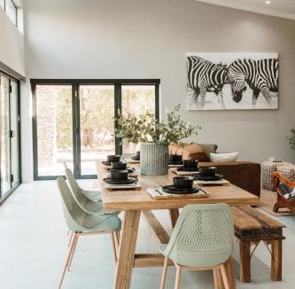 Marloth Park Villa | Chawal stays @ Leguan