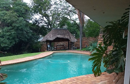 Northcliff House | Cheap Classy Accomodation
