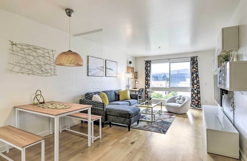 Emeryville Condo | Cheerful Emeryville Condo ~ 10 Mi to San Fran